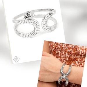DESERT PROSPERITY SILVER BRACELET